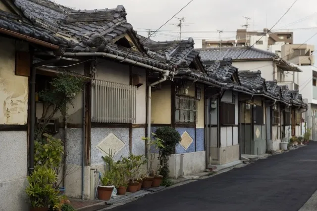 弁護士が解説する切り離し承諾書取得のポイントと長屋解体時の法的注意点